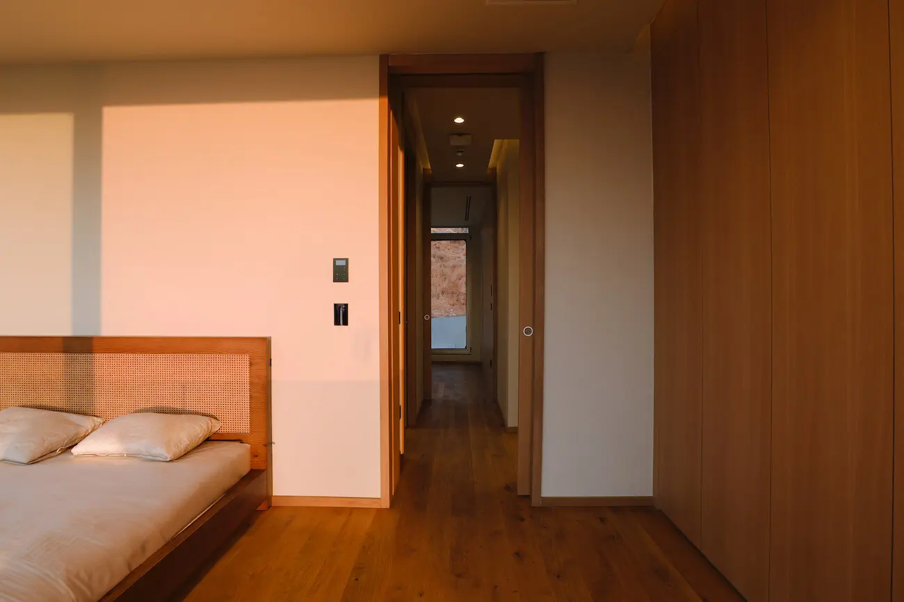 Spacious room